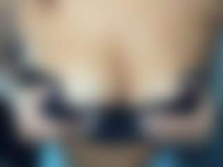 Live cam show with sexymory - Moaning on Camsoda