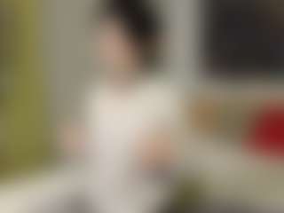 Live cam show with Zulema-Raven - Petite on Camsoda