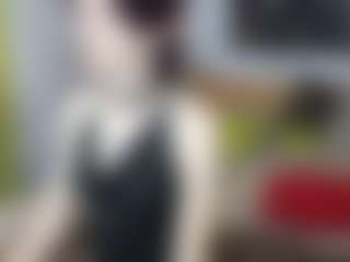 Zulema-Raven's Live Sex Cam Show