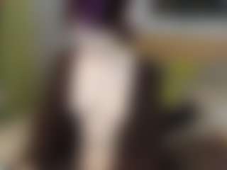 Zulema-Raven's Live Sex Cam Show