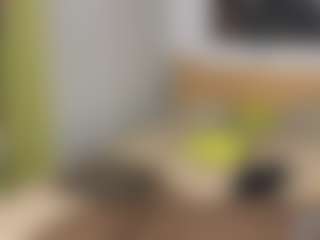 Live cam show with Zulema-Raven - Dirty Talk on Camsoda