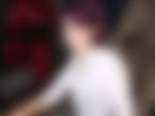 Live cam show with Zulema-Raven - Blue Eyes on Milfs Live