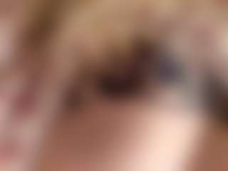 AlleenHebb's Live Sex Cam Show