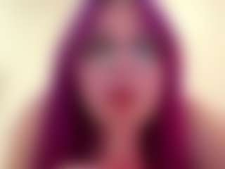 Live cam show with AlleenHebb - Granny Dildo on Uber Horny