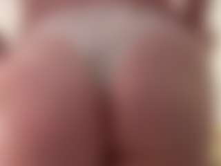 AlleenHebb's Live Sex Cam Show