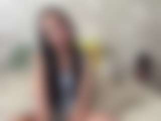 Live cam show with AmadaSandercock - New Toys on Gym Cam Girls