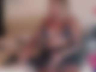 Live cam show with CamilaGooddes - German on luckytryst.com