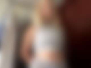 CandyBalmores's Live Sex Cam Show