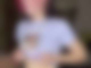 Live cam show with June - Bedroom Mature on liverealitysex.com