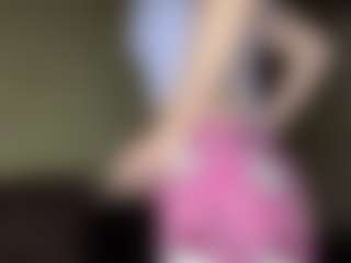 Live cam show with June - Handjob on Gym Cam Girls