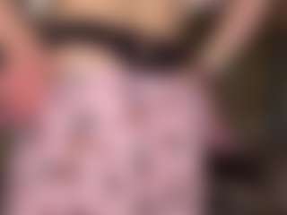Live cam show with June - Squirt Mature on Camsoda