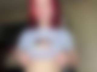 Live cam show with June - Twerk on xDating