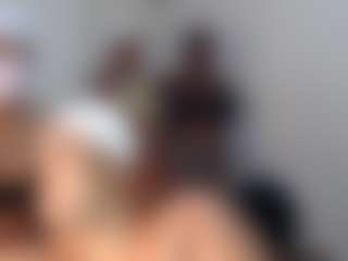 DarkBerry92's Live Sex Cam Show