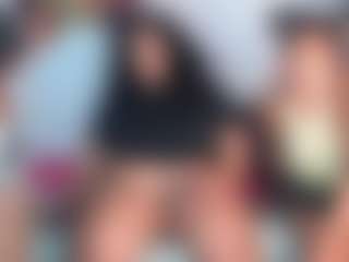 Live cam show with DarkBerry92 - Striptease on StripNow