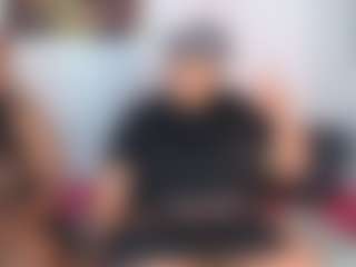 Эротическая трансляция с DarkBerry92 — Flashing на Camsoda