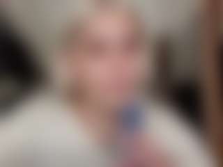 EllaBloom's Live Sex Cam Show