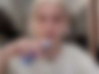 EllaBloom's Live Sex Cam Show