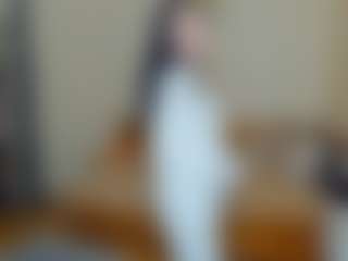 Live-Cam-Show mit LeonardaCheverton - Flashing auf Camsoda
