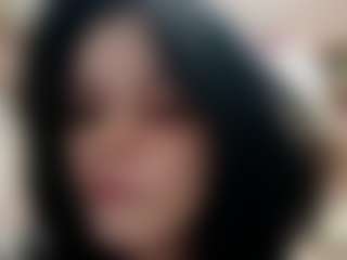 Live cam show with LesliWoolum - Petite Young Adult on Stripli.com