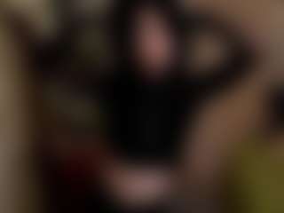 Live cam show with LesliWoolum - American Petite on studioflirtlive.com | russian federation