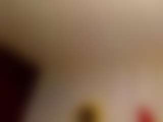 Live cam show with LesliWoolum - Petite Young Adult on instabang