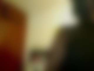 Live cam show with LesliWoolum - Hairy Pussy Teen (18+) on CamClone