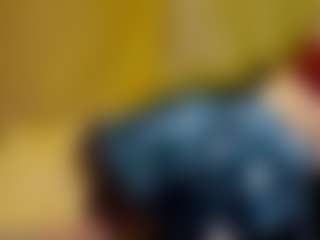 Live cam show with LesliWoolum - Drinking on WildCum