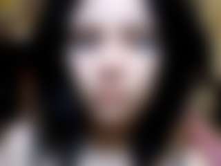 Live cam show with LesliWoolum - Petite Teen (18+) on nudelive.tv