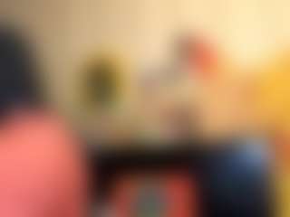 Live cam show with LesliWoolum - College on CamClone