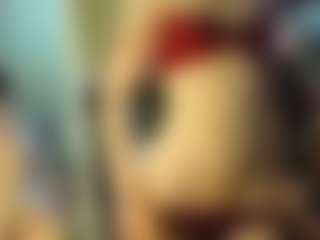 Live cam show with LesliWoolum - Skinny on sexytreat.net