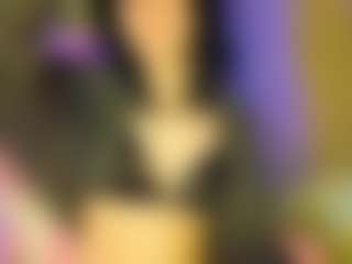 Live cam show with LesliWoolum - Middle Aged on hotwifechat.live