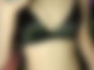 Live cam show with LesliWoolum - Small Tits on Camsoda