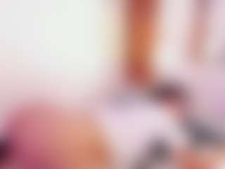 LilyHans's Live Sex Cam Show