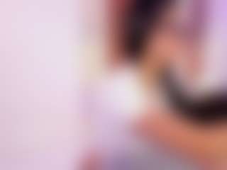 LilyHans's Live Sex Cam Show