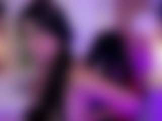 LilyHans's Live Sex Cam Show