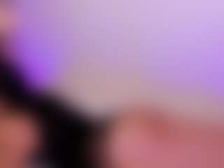 LilyHans's Live Sex Cam Show