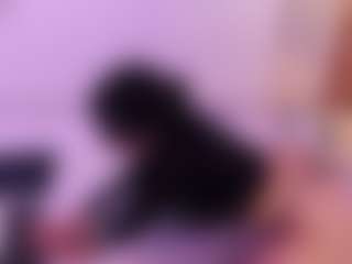 LilyHans's Live Sex Cam Show