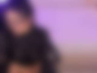 LilyHans's Live Sex Cam Show