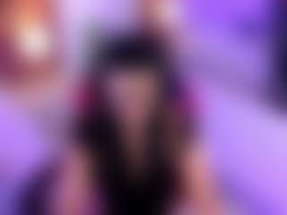 Live cam show with LilyHans - Squirt on friskycurves.com