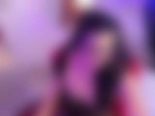 LilyHans's Live Sex Cam Show