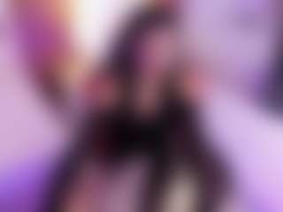 LilyHans's Live Sex Cam Show