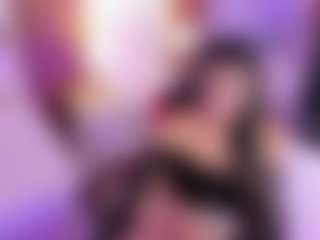 LilyHans's Live Sex Cam Show
