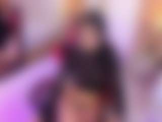 LilyHans's Live Sex Cam Show