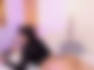 LilyHans's Live Sex Cam Show
