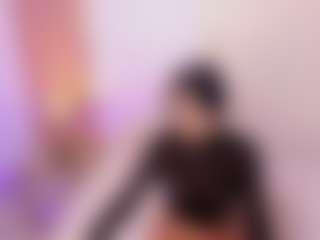 LilyHans's Live Sex Cam Show