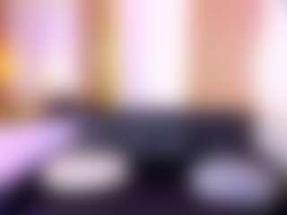 LilyHans's Live Sex Cam Show