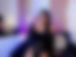 LilyHans's Live Sex Cam Show