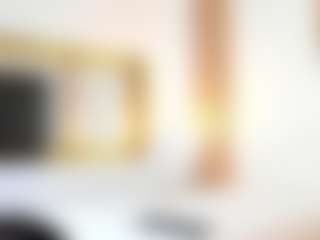 LilyHans's Live Sex Cam Show