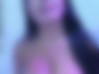 Luisa-boobs