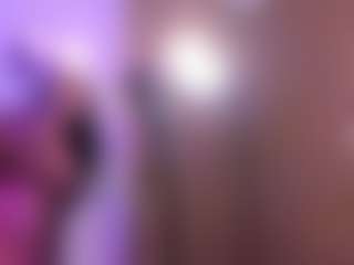 luisa-boobs's Live Sex Cam Show